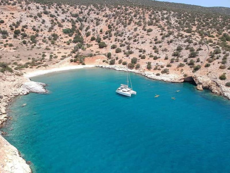 Naxos: Naxos Catamaran Sailing Cruise with Lunch and Drinks - Getting aboard: the Santa Maria meeting point and what to bring