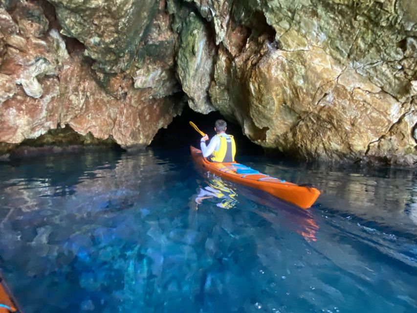 Naxos: Rhina Cave and Coastline Sea Kayaking Tour - The 9 km Paddle Along Naxos’ Coast: scenery with real movement