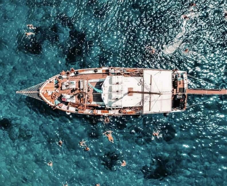 Naxos: Rina Cave-Koufonisi Cruise & Rina Cave Swim with BBQ - From Agia Anna to sea in 1 hour and 45 minutes