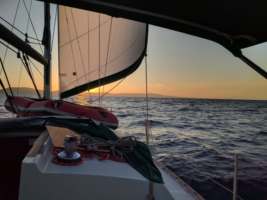Neos Marmaras: Sunset West Sithonia Islets Sailboat Tour - Practical tips that make your day easier on the water