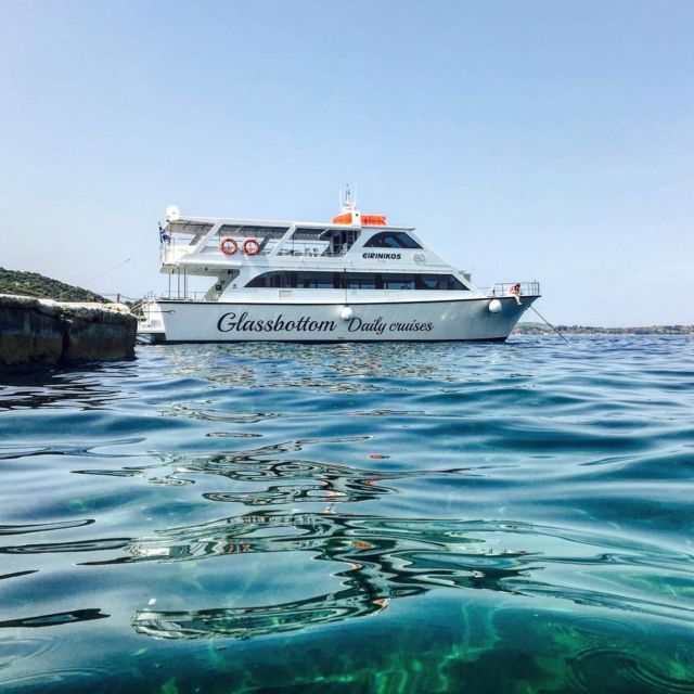 Ouranoupoli: Mount Athos Sightseeing Glass-Bottom Boat Tour - Drenia pass-by: brief, but it changes the rhythm