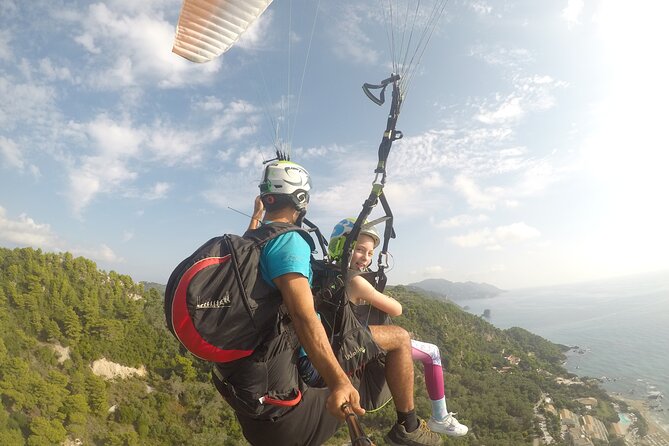 Paragliding Tandem Flight in Corfu - Meeting Up in Vatos and Getting to Launch