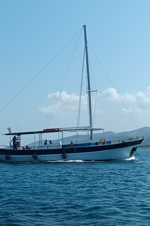 Paros Antiparos: Full-Day Boat Tour with Lunch & Drinks - Boarding, boat comfort, and the small-group advantage