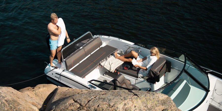 Paros: Antiparos Island and Despotiko Private Boat Trip - Who this private boat trip suits best