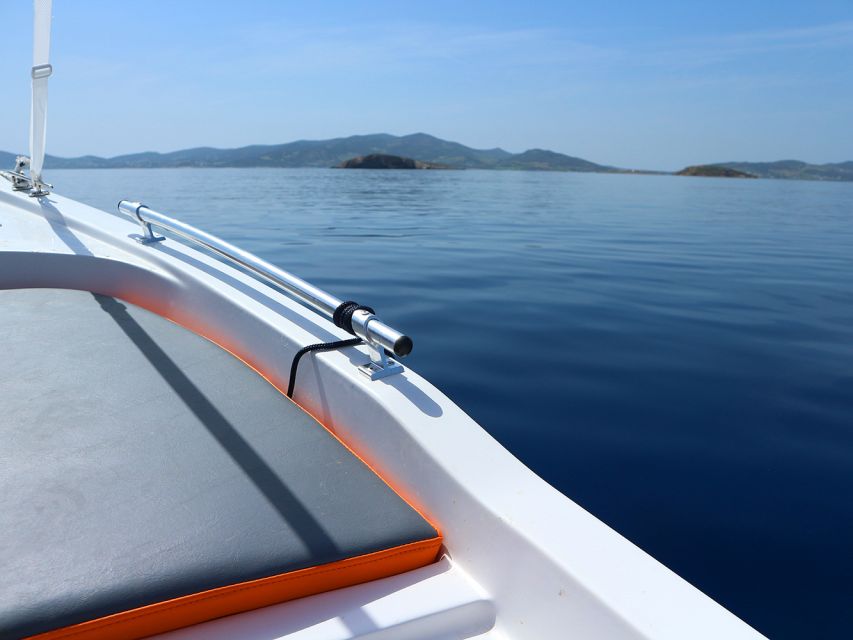 Paros: Full-Day New Modern Boat Rental with Self-Driving - The boat, the training, and what you actually need to know
