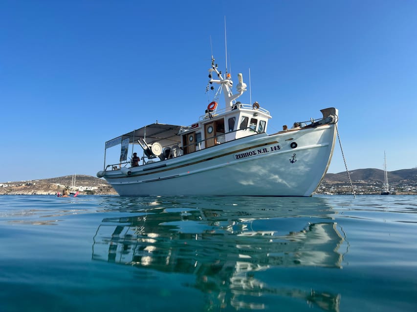 Paros: Highlights Tour with Fishing & Tasting in Naoussa - Setting sail from Naoussa, with fishing culture front and center