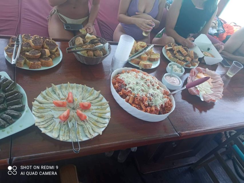 Paros: Traditional Gulet Shared or Private Island Cruise - Shared cruise vs private group: which one suits you