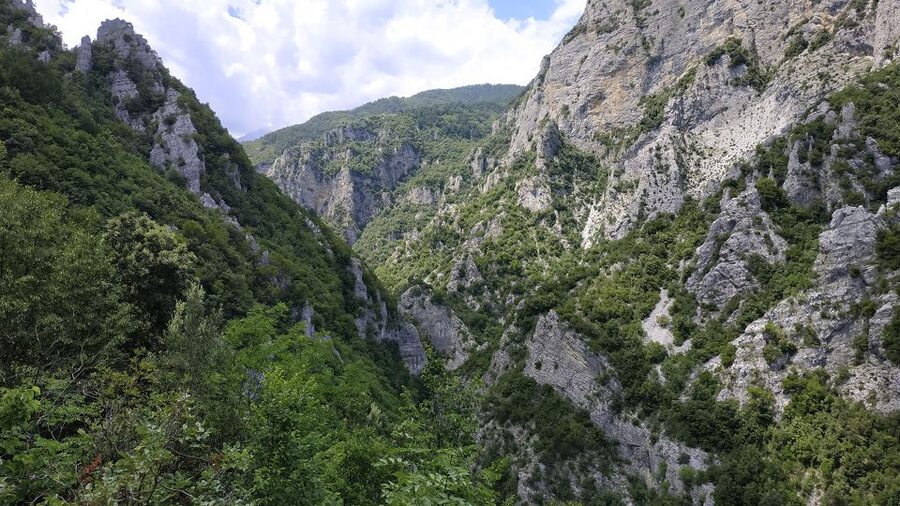 Pieria: Guided Hiking Tour in Enipeas Gorge of Mount Olympus - Mount Olympus, But Make It a Real Walk: Enipeas Gorge to Litochoro