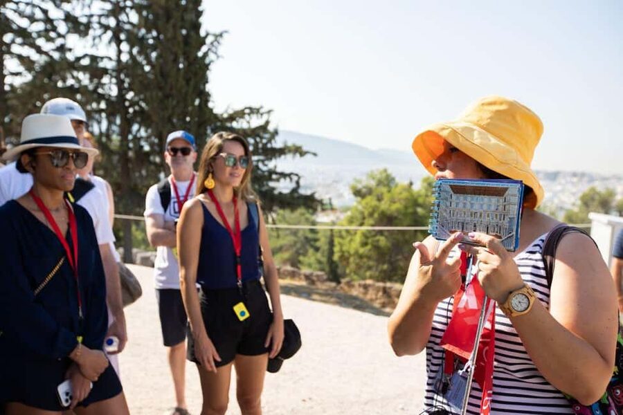 Piraeus Port: Acropolis Museum and Parthenon Mythology Tour - What the rest of the Acropolis time actually gives you
