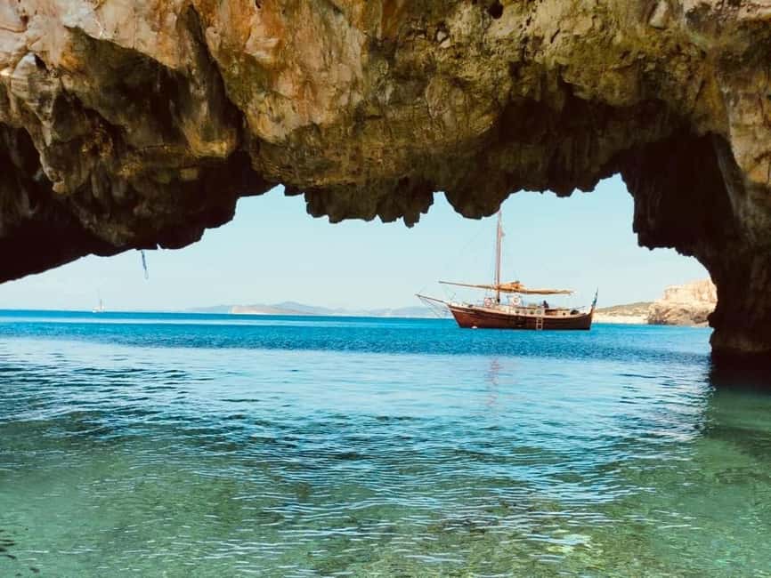 Pounta: A boat trip to the Pirate Cave - Price and Value: Is $76 Worth It?