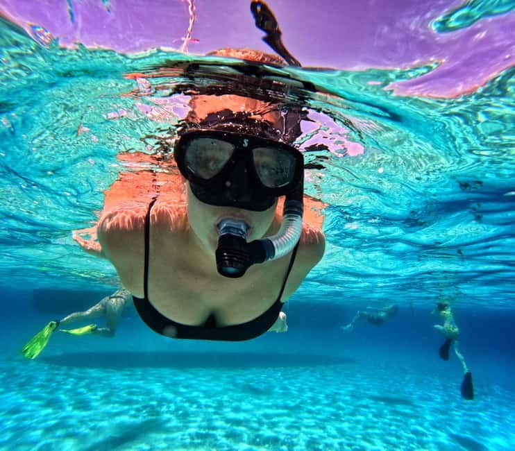 Pounta: Paros & Antiparos Cruise, Swimming & Seafood Lunch - Epitaphios Cave: the cool-down stop that feels different