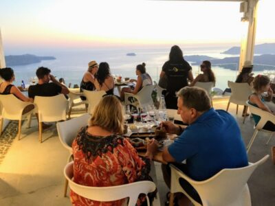 Private Group Visit to Akrotiri & 3 Wineries with Tastings