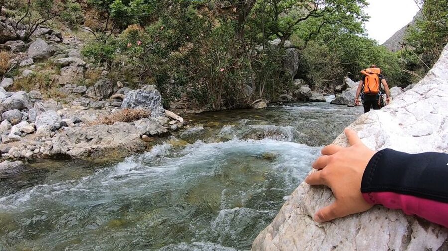 Rethymno: Canyoning Tour in the Kourtaliotiko Gorge - Safety briefing that actually builds confidence