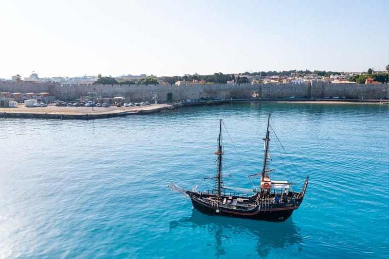 Rhodes:1-hour Sightseeing Day Cruise on an 18th-Century Boat - Meeting at Mandraki: easy to find if you look for the right name