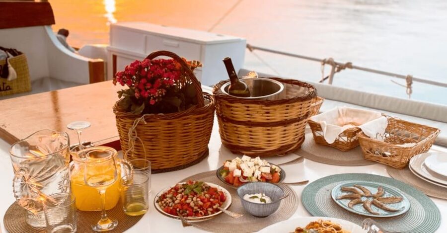 Rhodes: Boat Tour with Snorkeling, Gourmet Buffet & Open Bar - Lunch on board with Chef Diamantis: where value shows up