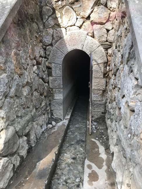 Rhodes: Guided Bus Tour to Lindos Village & Seven Springs - Should You Book Rhodes Unveiled: Lindos Village and Seven Springs?