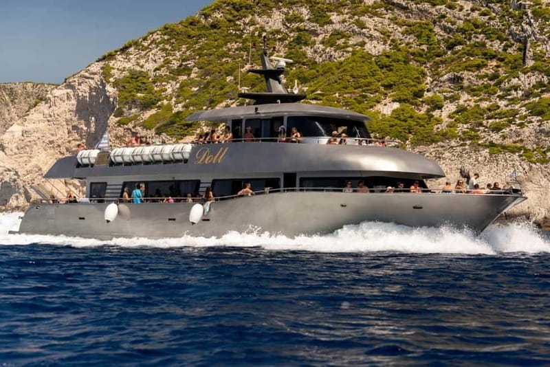 Rhodes: Morning Cruise to Symi Island & St. George Bay - Symi harbour and Yialos: neoclassical views and real wandering