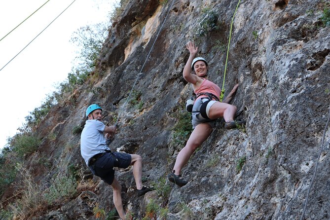 Rock Climbing at Kardamili- West Mani - 3 hours in the morning: what the schedule feels like