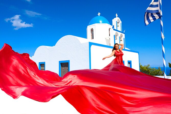 Santorini 2h Private Flying Dress Photoshoot with Transportation - Stop 1: Oia, where your flying-dress photos go classic