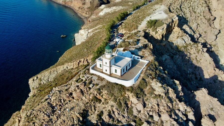 Santorini: Akrotiri Excavation, Megalochori, & Beaches Tour - Quick hits before you go