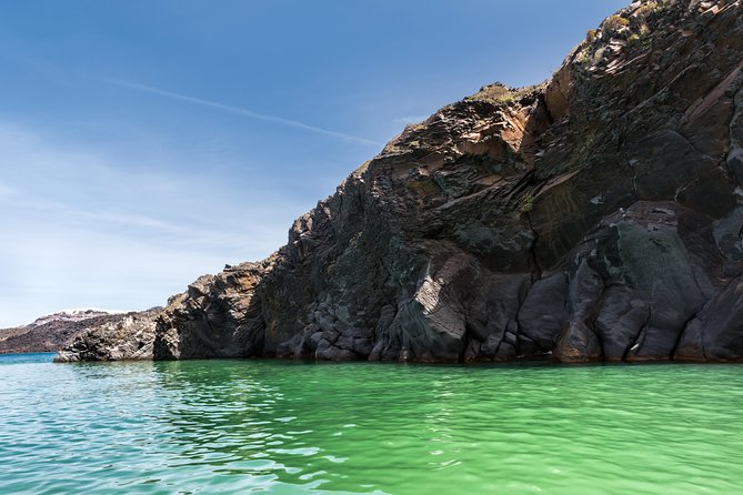 Santorini Caldera Cruise Tour (Volcano, Hot Springs, Thirassia) - Booking, pickup, and finding Santo Star Travel at the Old Port
