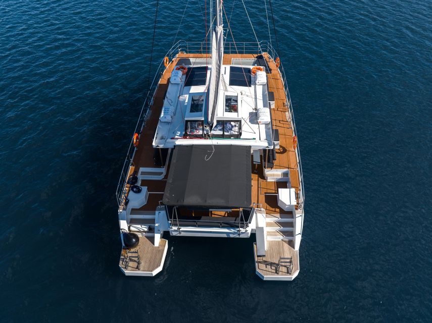 Santorini: Catamaran Caldera Cruise with Meal and Drinks - Key points I’d circle before you book