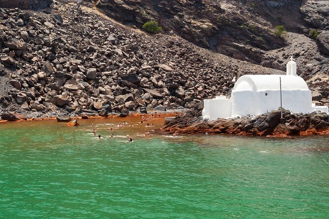 Santorini Classic Catamaran Cruise with BBQ, Drinks and Transfers - Palea Kameni Hot Springs: You Swim to the Sulfur Water