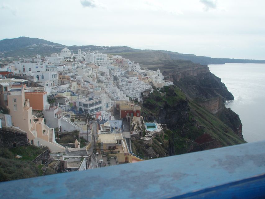 Santorini: Half-Day Sightseeing Tour with Hotel Pickup - Oia Free Time: Shopping, Sightseeing, and Managing Photo Queues