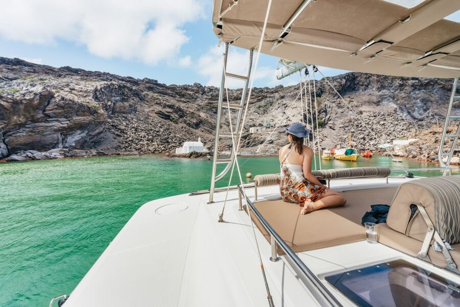 Santorini: Luxury Catamaran Day Trip with Meal and Open Bar - Greek Meal and Open Bar at Sea, Without the Rush
