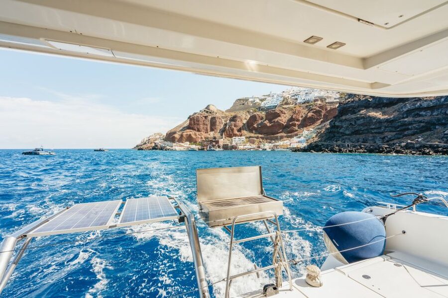 Santorini: Luxury Catamaran Day Trip with Meal and Open Bar - Should You Book This Sunset Oia Catamaran Trip?