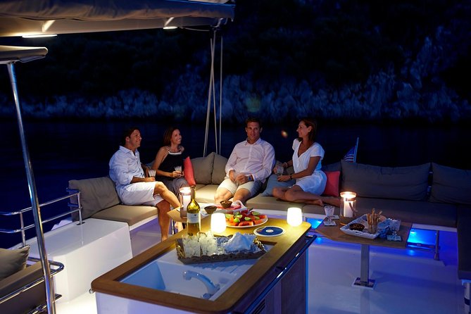 Santorini Luxury Catamaran Sunset Cruise with BBQ, Drink and Transfer - The Greek BBQ lunch and drinks, done for real time at sea