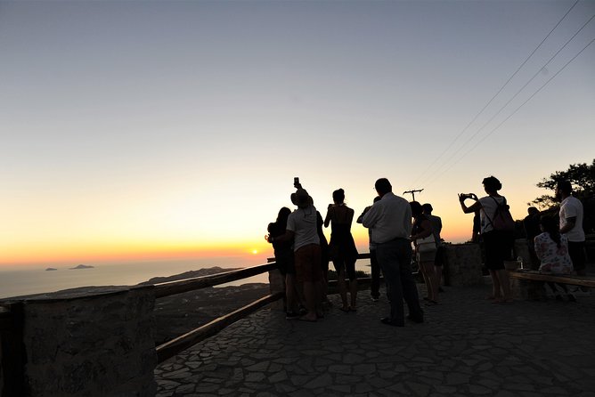 Santorini Luxury Custom Private Tour with Local guide - Megalochori: traditional village charm with prehistoric context