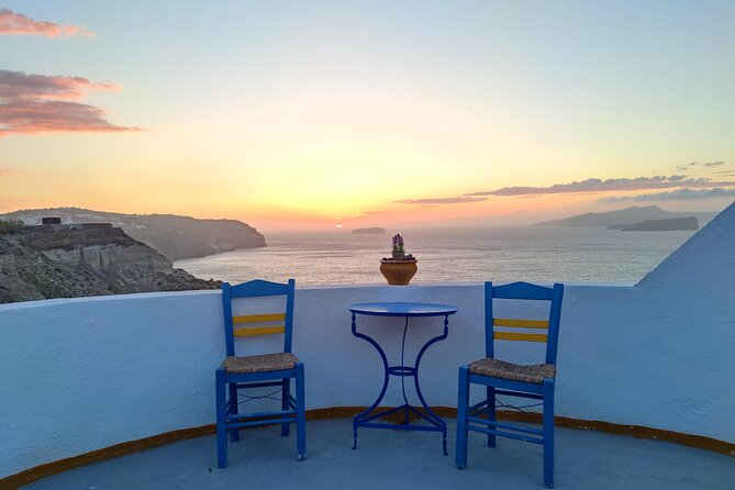 Santorini Must-See Highlights: Private Shore Tour - Oia’s Main Street and blue dome viewpoints: the postcard route you came for