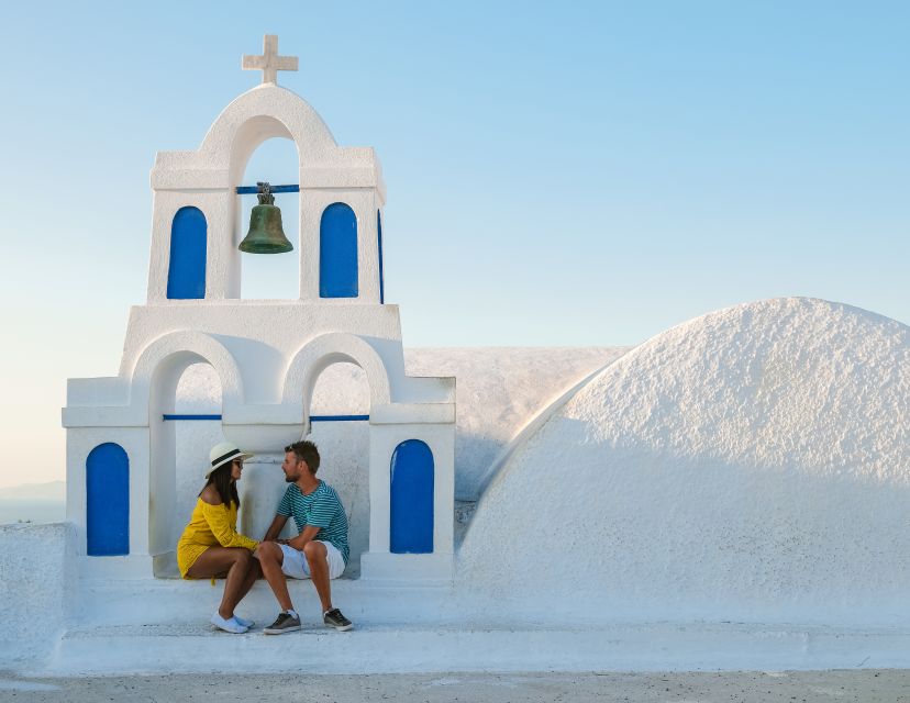 Santorini: Oia Village Professional Photo Shoot - From the Fira bus stop to Oia, timing is the whole game