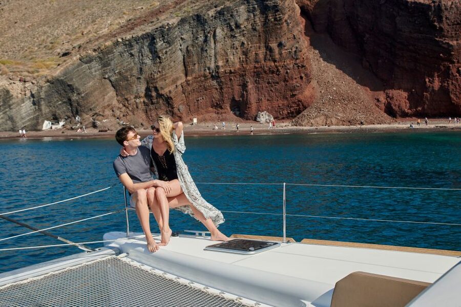 Santorini: Platinum Catamaran Cruise w/ BBQ Meal & Open Bar - The volcanic hot springs at Palea Kameni: the classic soak stop