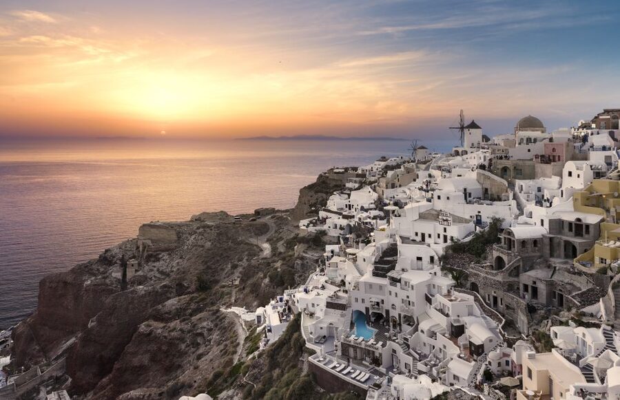 Santorini: Romantic Sunset Caldera Cruise with Dinner - Who should book this cruise, and who should skip it