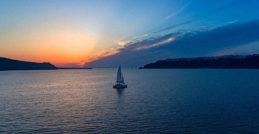 Santorini: Sunset Cruise with Swim Stops, Dinner, and Drinks - Key Things I’d Prioritize on This Cruise