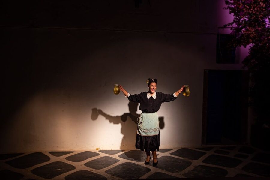 Santorini: The Greek Wedding Show - Zorba and Syrtaki without pressure: participation that feels optional