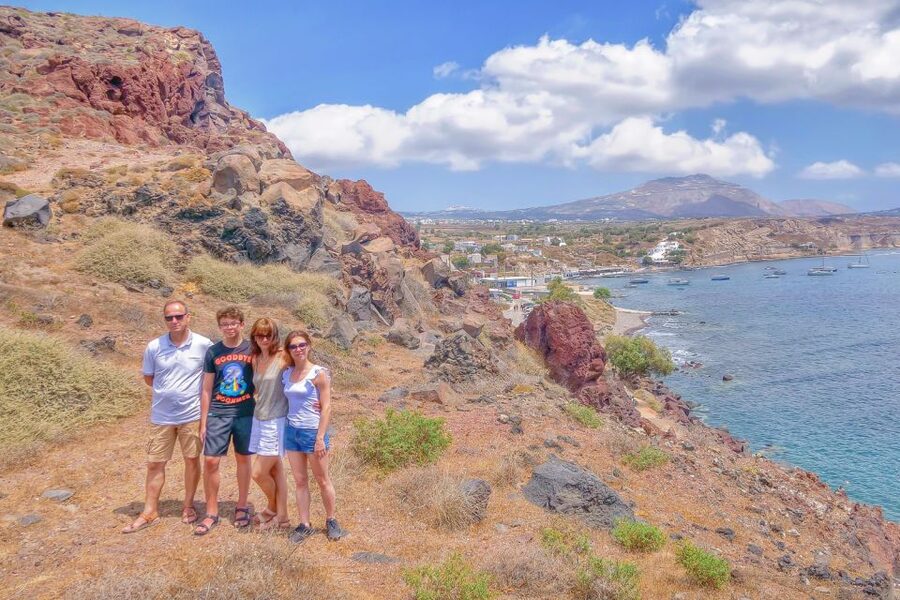 Santorini: Traditional Sightseeing Bus Tour with Oia Sunset - Key moments that make this Santorini day tour worth your time