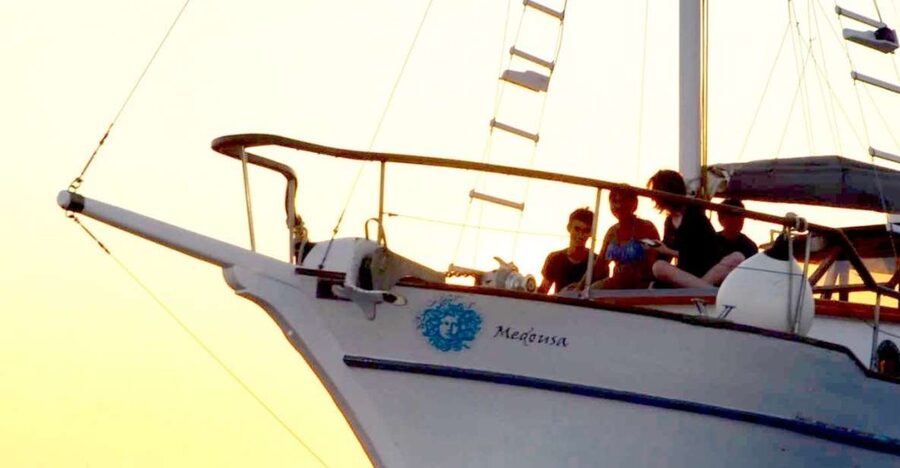 Santorini: Traditional Wooden Boat Tour with Meal and Wine - Should you book this Santorini wooden boat tour with meal and wine?