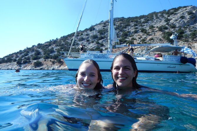 Semi-private Antiparos & Caves Blue Lagoon OR Rina Cave & Small Cyclades - Food and drink: the included snacks are meant for a sailing day