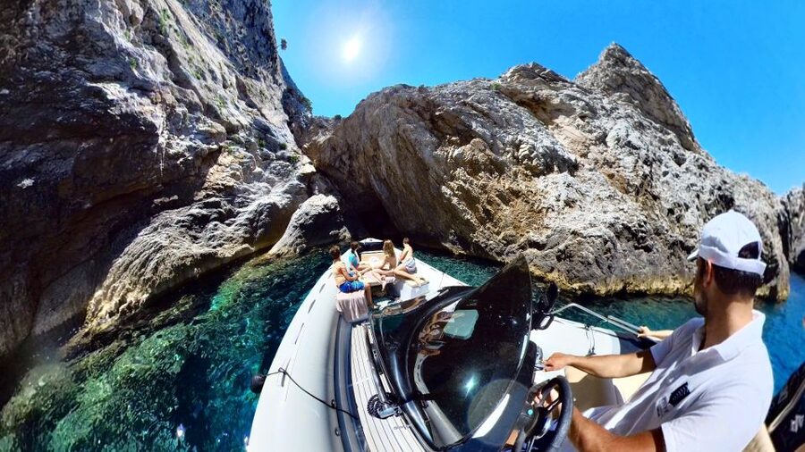 Skiathos: Private Lalaria Beach and Caves Speedboat Tour - The quieter stops after lunch: photo time, free time, and Kastro Beach