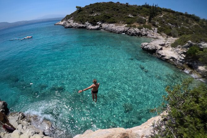 Stand -Up Paddleboard and Multi-Surprise Elements Tour in Crete - Entering the Water at the Jetty: A Quick Technique Start