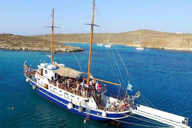 The Authentic Rhenia-Delos Cruise - Lunch onboard: Greek BBQ with wine and a real meal rhythm