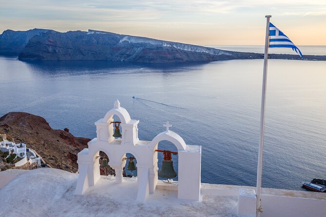 The Best Santorini Small-Group Shore Excursion for Cruise Ships - The real value of a small-group cap (up to 19)