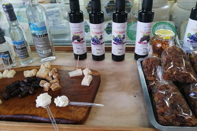 The Delicious Chania Street Food Tour - Stop 1: Venetian Lighthouse, quick orientation with big payoff