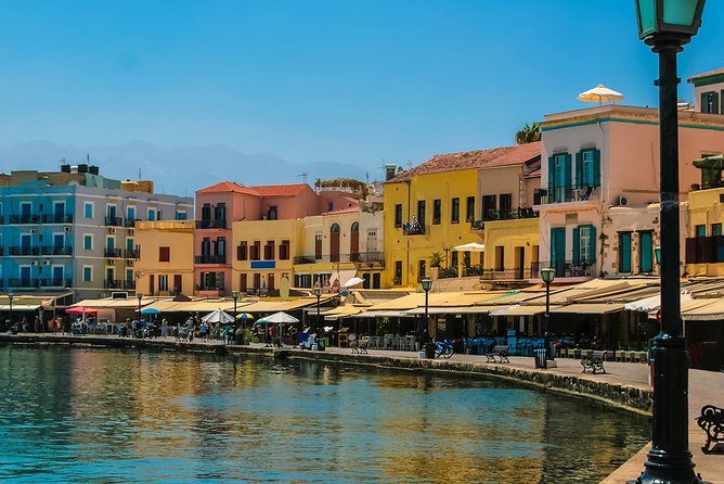 The Delicious Chania Street Food Tour - Stop 2: Hassan Pascha Mosque exhibition, a cultural palate cleanser