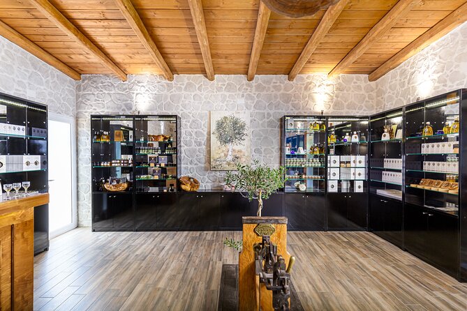 The Governor's Olive Mill Tour with Olive Oil Tasting - Taste like a pro: learning to recognize high-quality olive oil