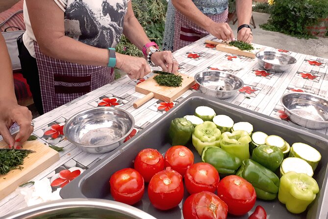 The Real Cretan Cooking Experience - Wine and the meal: when it finally turns into dinner