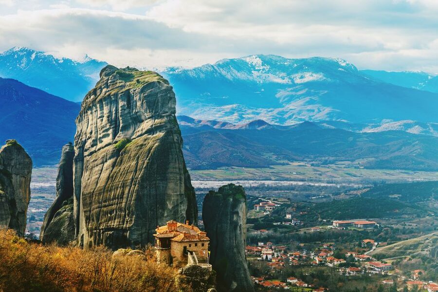 Thessaloniki: Full-Day Bus Trip to Meteora - Meteora From Thessaloniki: Why This UNESCO Site Feels Unmatched